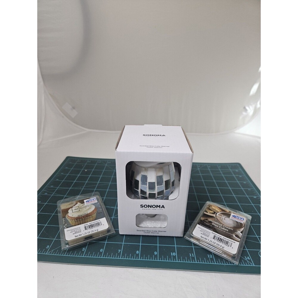 Sonoma Good For Life Gray Mosaic Pattern Warmer Plug In w/ 2 Scented Wax Cubes